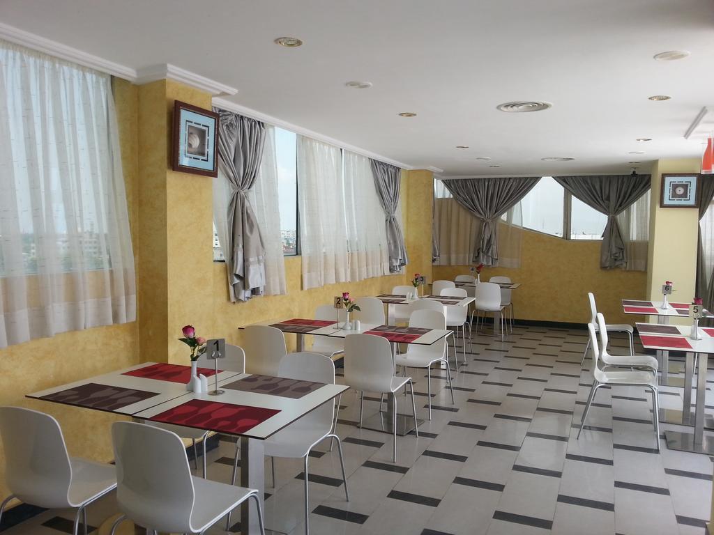 Benin Royal Hotel Cotonou Exterior foto