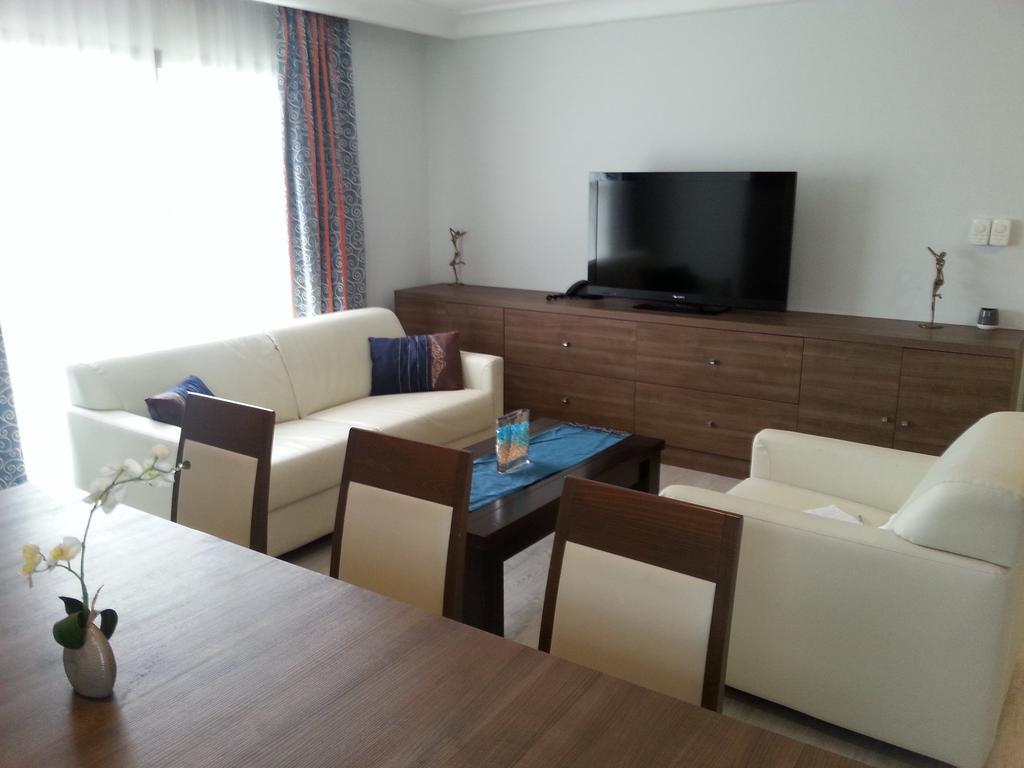 Benin Royal Hotel Cotonou Exterior foto