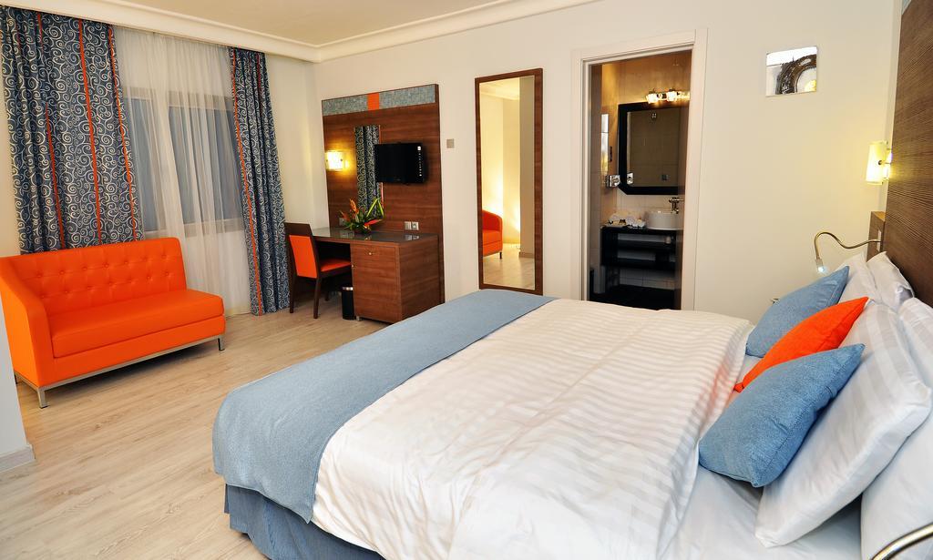 Benin Royal Hotel Cotonou Exterior foto